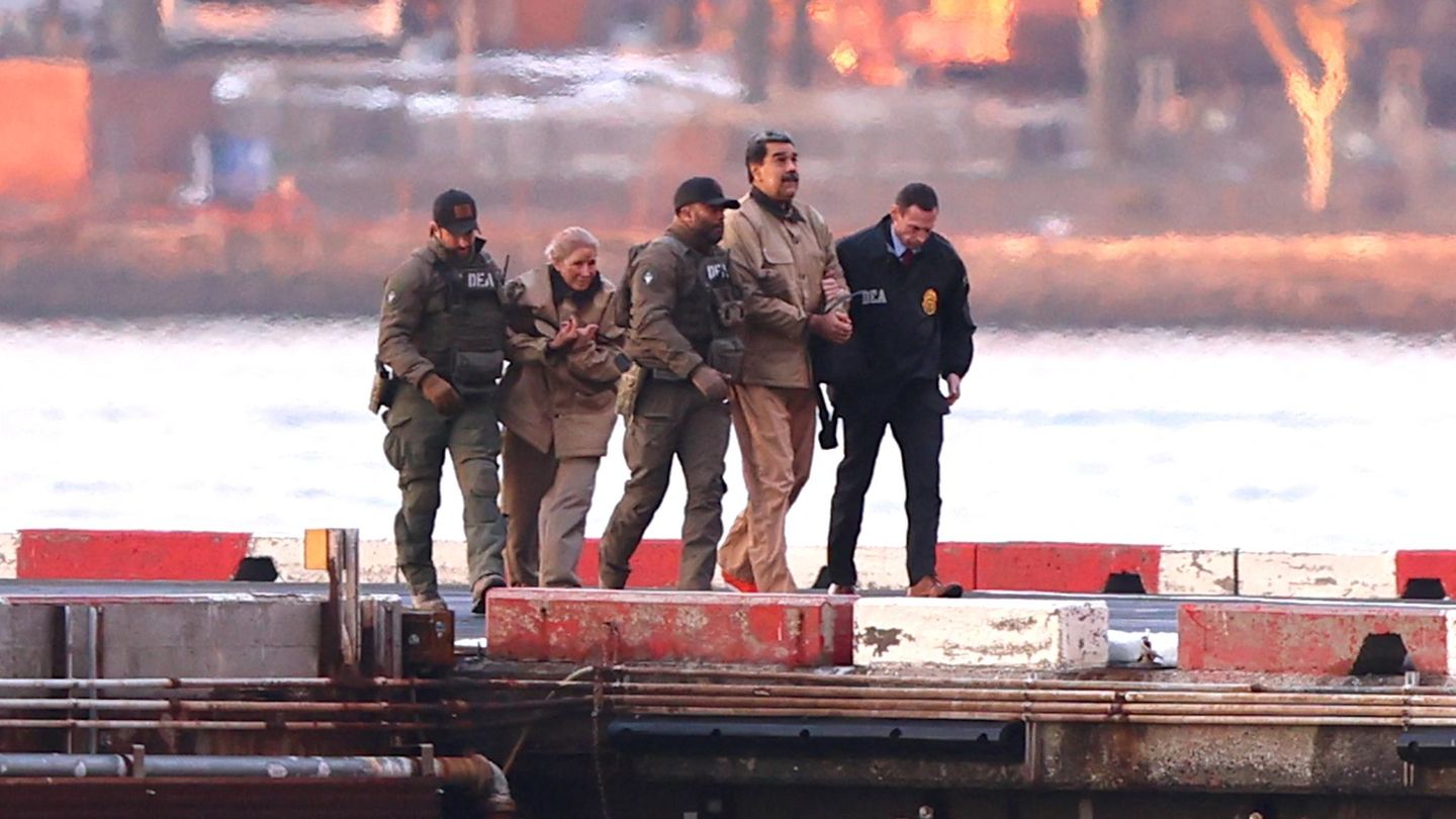 Lehren-der-Geschichte-Wann-Regimewechsel-von-au-en-funktionieren-und-wann-nicht-GEOplus