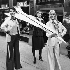 Flugbegleiterinnen des Überschall-Passagierflugzeug Concorde 1979 in Lo