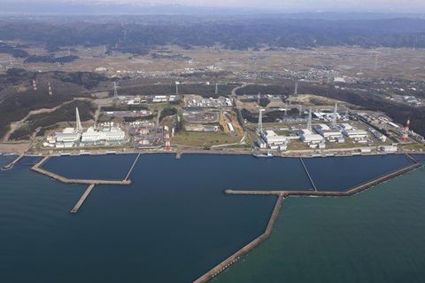 An der Küste von Kashiwazaki auf der japanischen Hauptinsel Honshū betreibt der Energiekonzern Tepco das weltweit größte Atomkraftwerk. Nach der Katastrophe in Fukushima 2011 wurde es stillgelegt