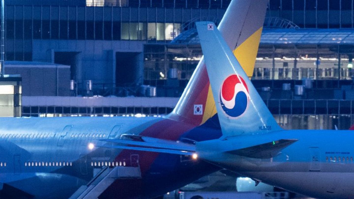 Ab dem 26. Januar dürfen bei Korean Air keine Powerbanks mehr zum Laden von Handys, Laptops, Kameras und Co. an Bord genutzt wer