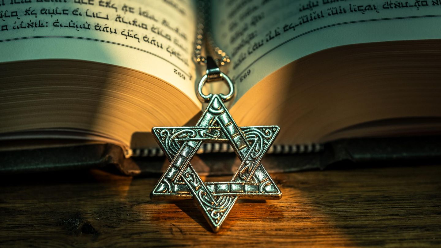 Hexagramm-Geschichte-des-Davidsterns-Der-lange-Weg-zum-j-dischen-Symbol