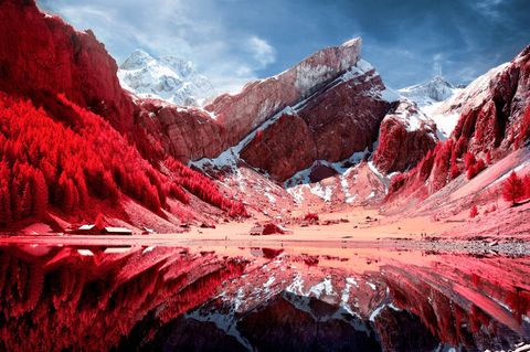 Seealpsee mit umliegenden Bergen