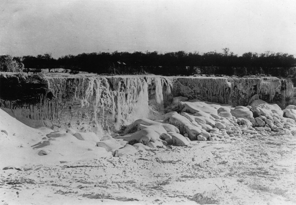 Zugefrorene Niagara Fälle im Winter 1936