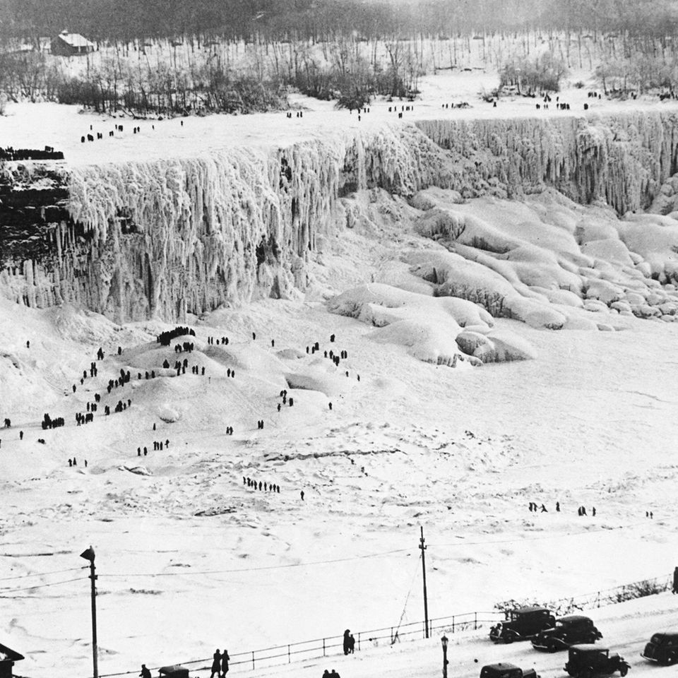 Zugefrorene Niagara Fälle im Fälle im Jahr  1936