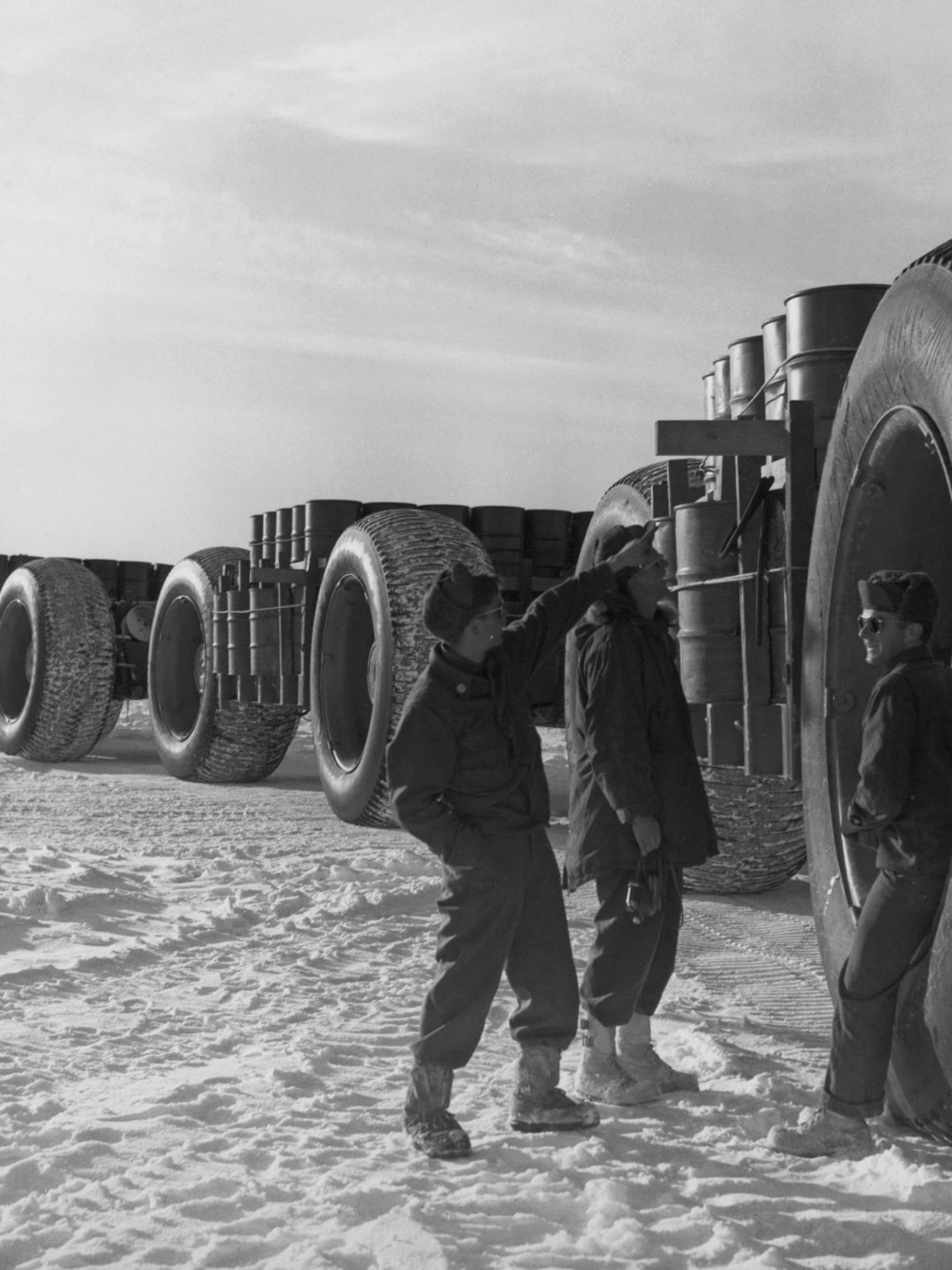 Eine Schneeeisenbahn transportierte Ende der 1950-Jahre Versorgungsgüter zur US-amerikanischen Militärforschungsstation "Camp Century" in Grönland
