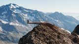 Panorama Blick auf die Aussichtsplattform Top of Tyrol des Stubai Gletschers