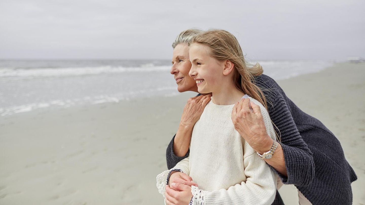 Kognitionsforschung-Enkel-als-Jungbrunnen-Wie-Oma-Sein-die-geistige-Fitness-st-rkt