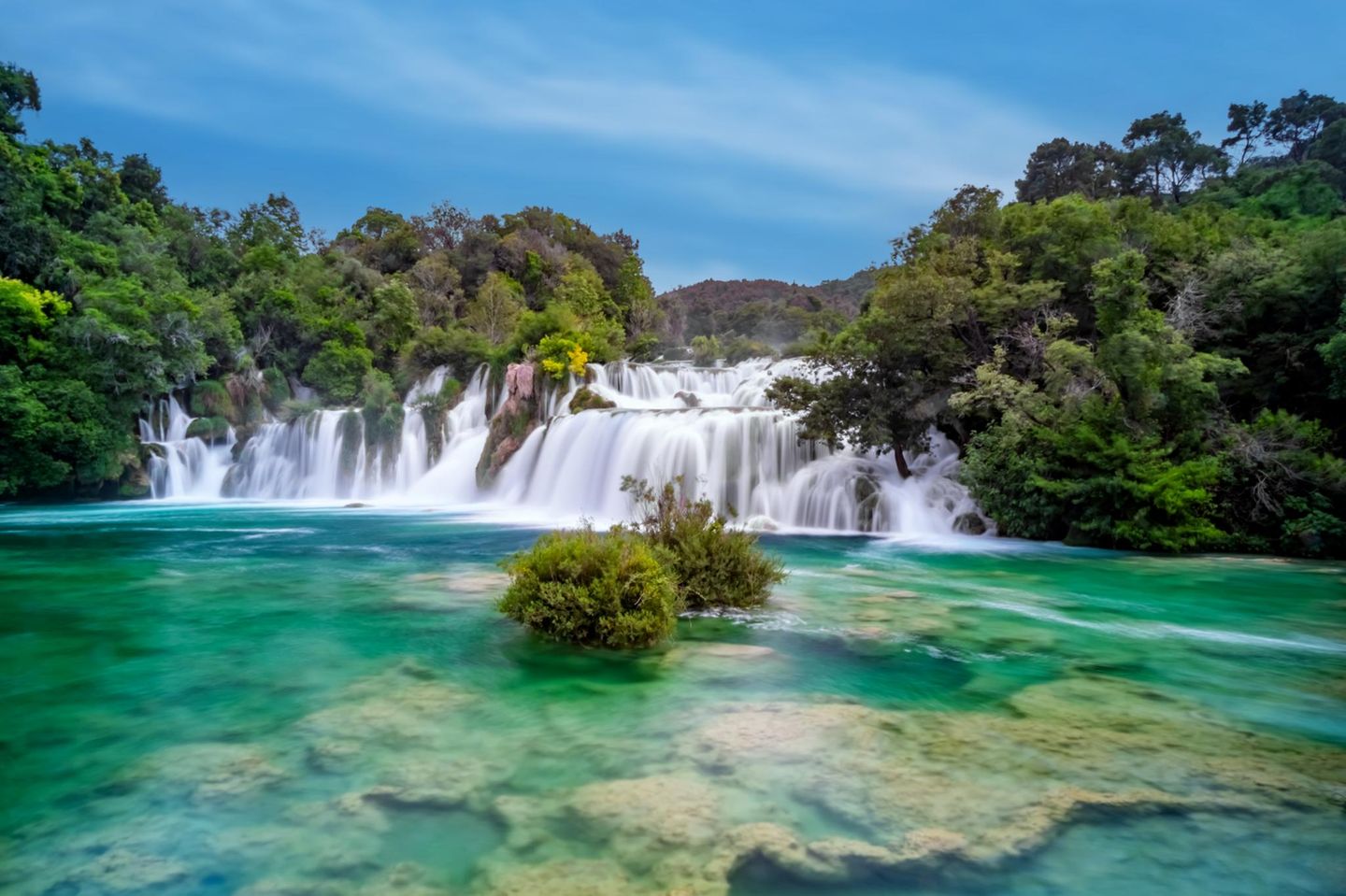 Waserfall im Krka-Nationalpark in Kroatien
