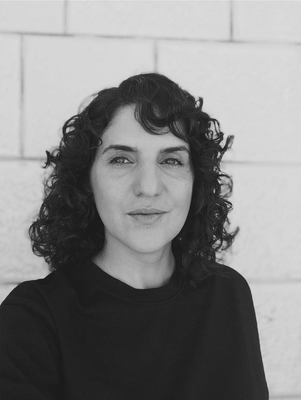 Maral Jekta ist seit Herbst 2025 die Geschäftsführerin des JX Funds. Sie sagt: "Bekannte Exilmedien wie Meduza oder TV Rain erreichen ein Millionenpublikum"