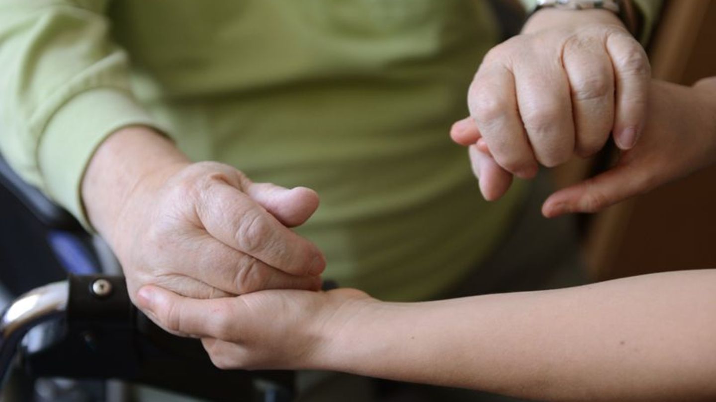 Vorsicht vor unseriösen Anbietern: Betrüger geben sich als Pflegedienstleister aus und versuchen, den Entlastungsbetrag unrechtm