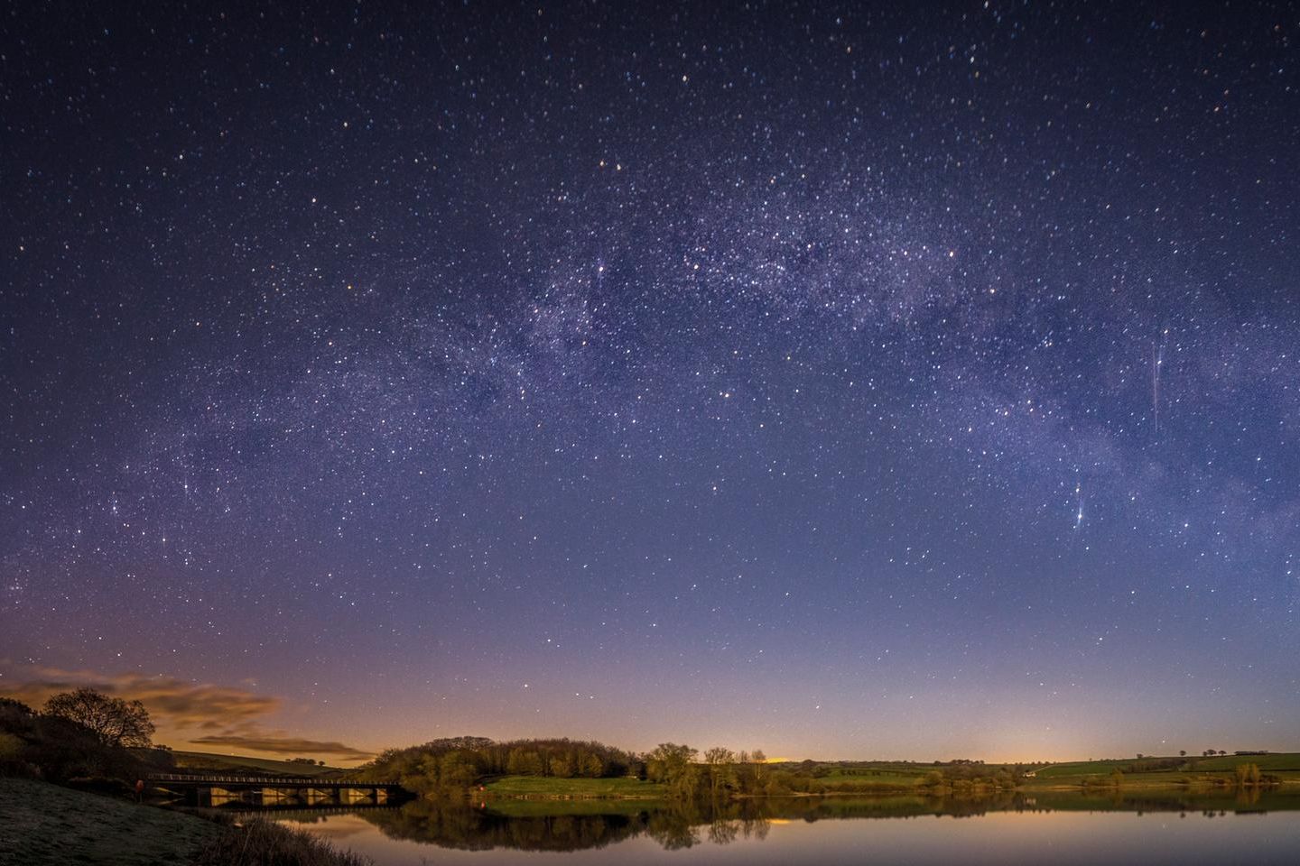 Der Sternenhimmel über Wimbleball Lake