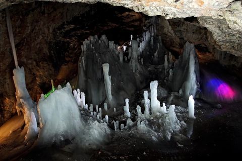 Das Eis in der rumänischen Scărișoara-Höhle überdauert seit rund 13.000 Jahren 