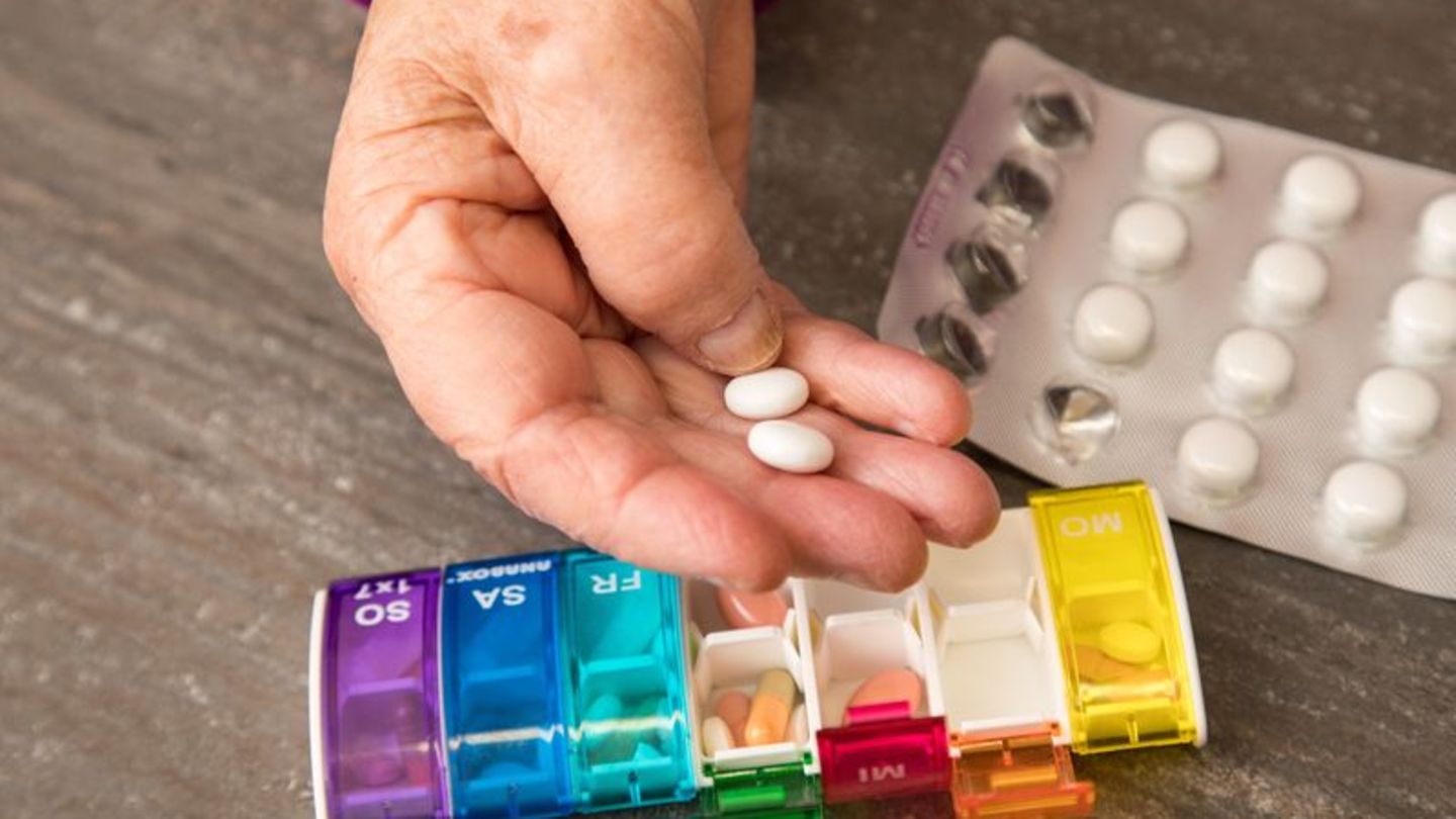 Die Einnahme von Medikamenten sollten Gläubige während des Fastenmonats Ramadan nicht eigenständig unterbrechen oder verändern.