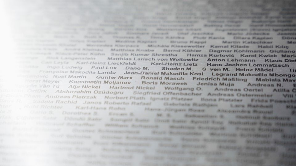 Anschlag in Hanau: Wie gedenken wir in Würde? Eine Spurensuche