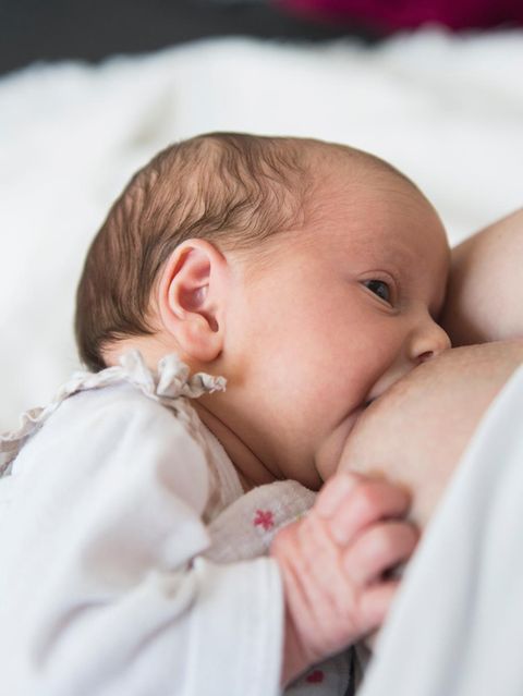 Die Leitlinie konzentriert sich auf gesundheitliche Fragen. Doch auch die Bindung zwischen Mutter und Kind profitiert vom Stillen