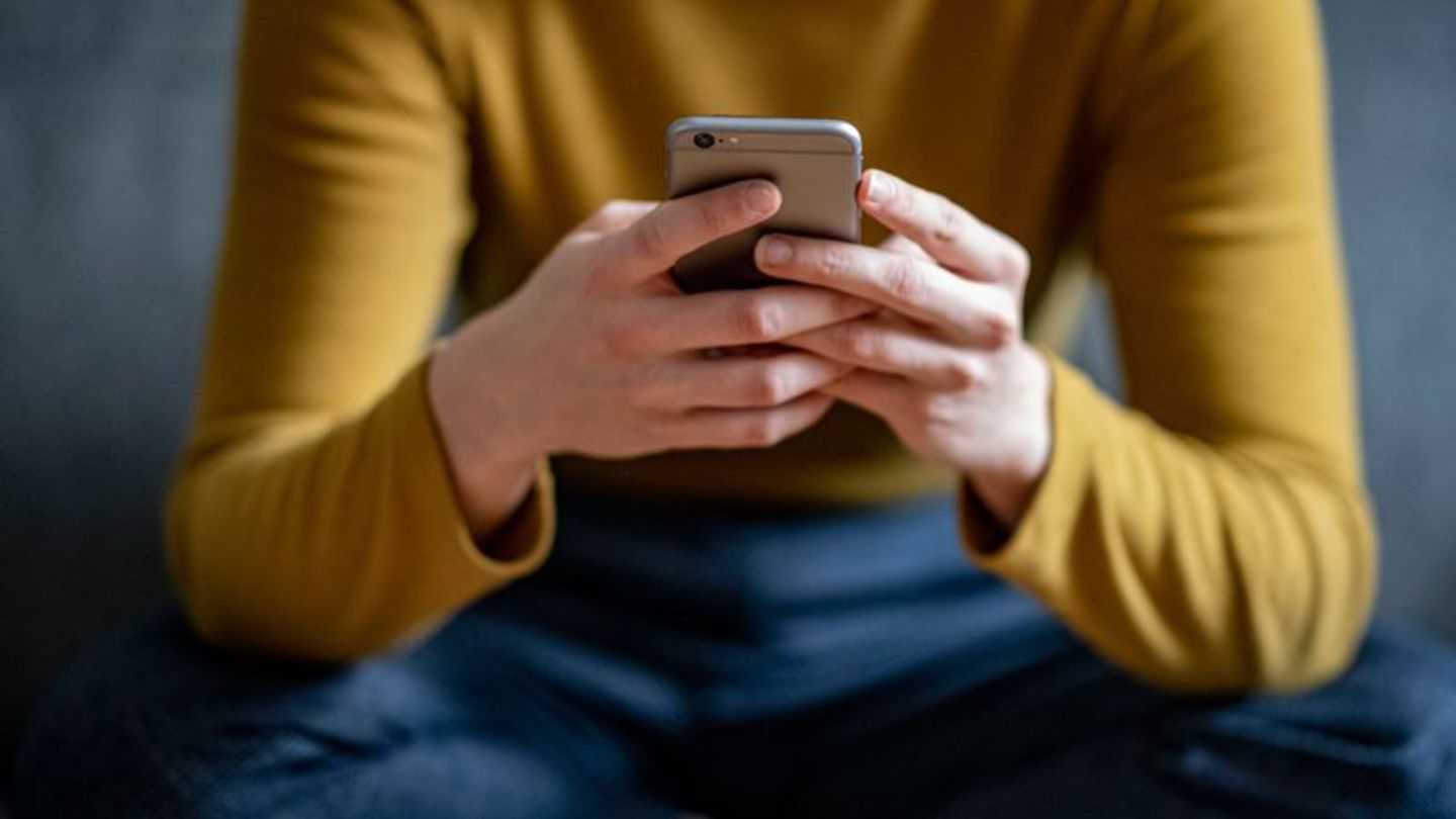 Solange die Motivation für eine Therapie erhalten bleibt, kann man eine DiGA auch mal pausieren. Foto: Fabian Sommer/dpa/dpa-tmn