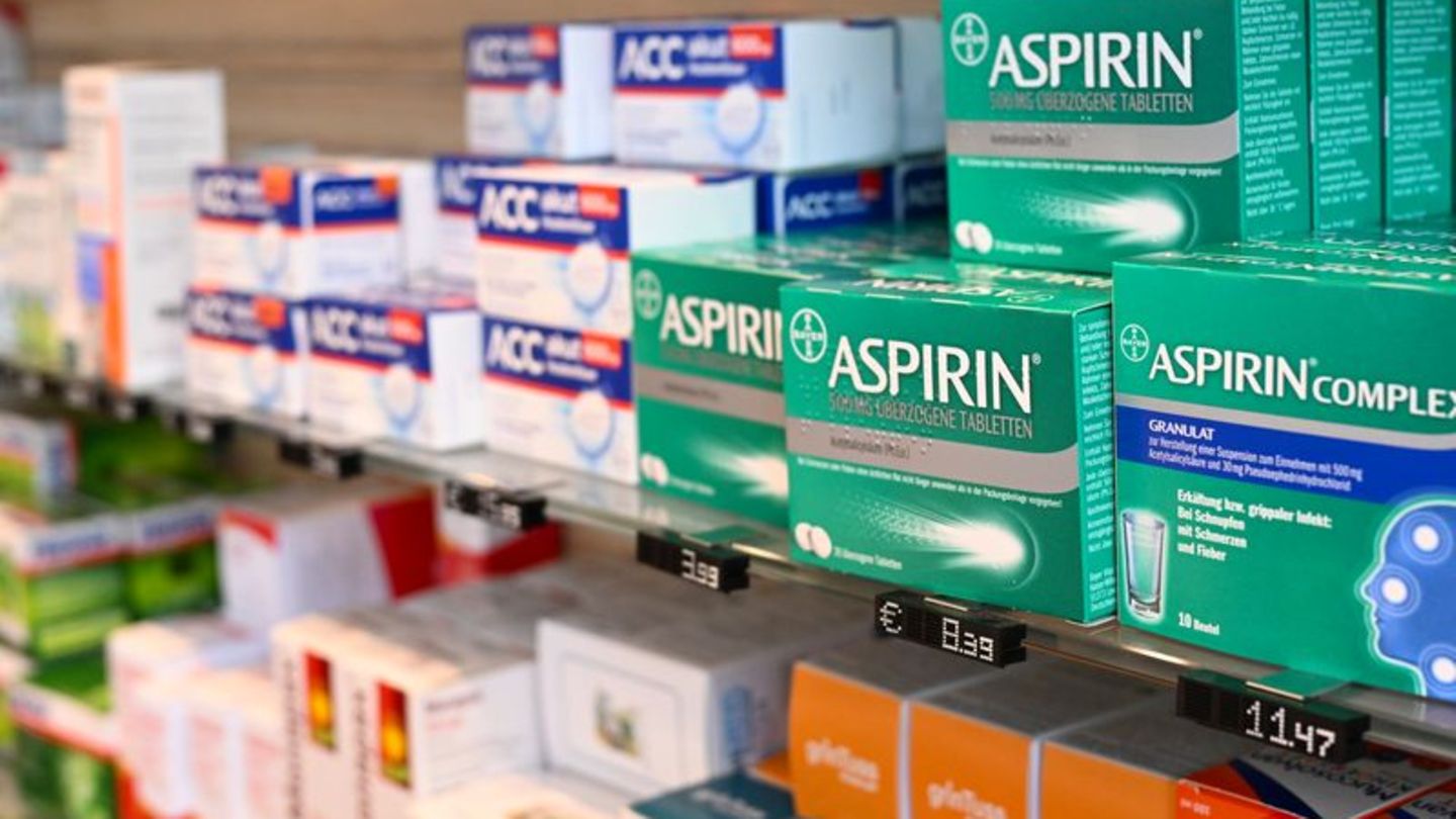 Kein Allheilmittel: Zur allgemeinen Darmkrebsvorsorge taugt Aspirin Forschern zufolge eher nicht. Foto: Jens Kalaene/dpa