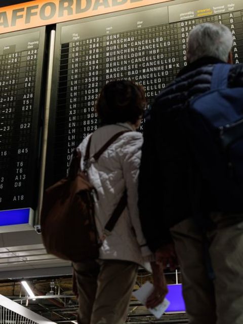 Reisende müssen bei Krisen ihre Rechte kennen: Pauschalreisende können bei außergewöhnlichen Umständen kostenfrei stornieren. Fo