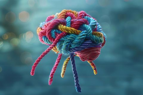 Geistige Fitness: Wollfäden formen die Form eines Gehirns
