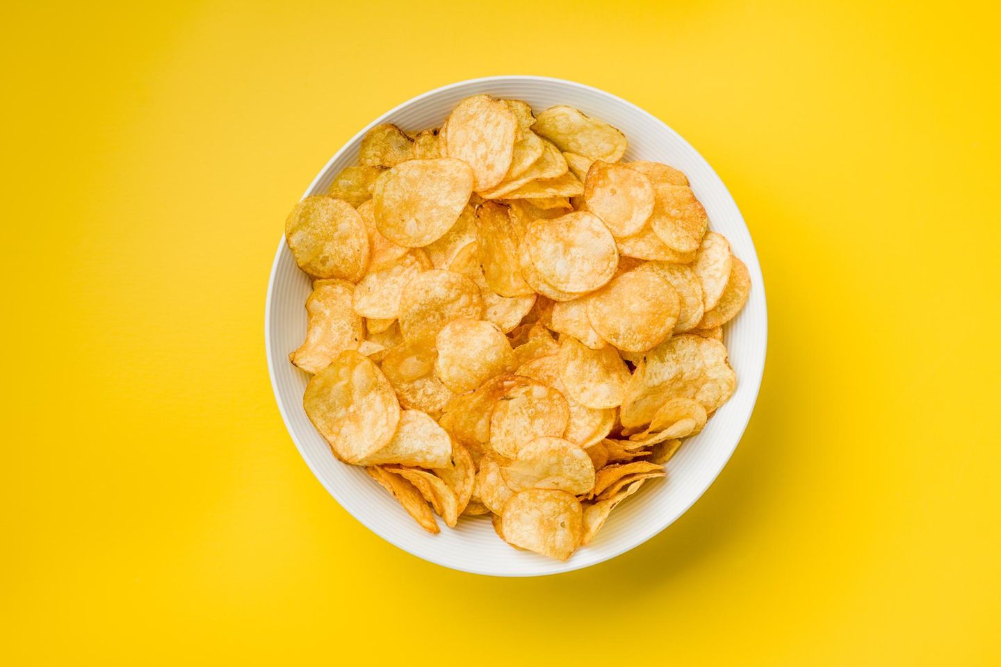 Ungesunde und kalorienreiche Snacks sind oft omnipräsent