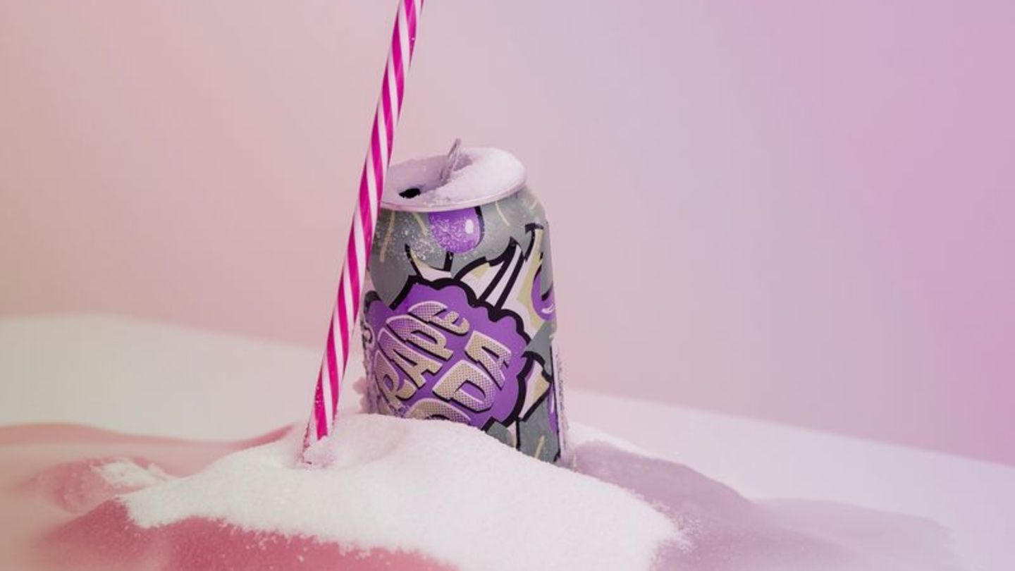 Zuckerhaltige Getränke belasten die Nieren: Fruchtzucker aus Softdrinks und Fertigprodukten kann langfristig Nierenschäden förde