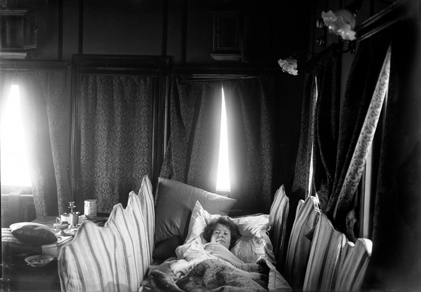 Elisabeth von Oettingen im Bett