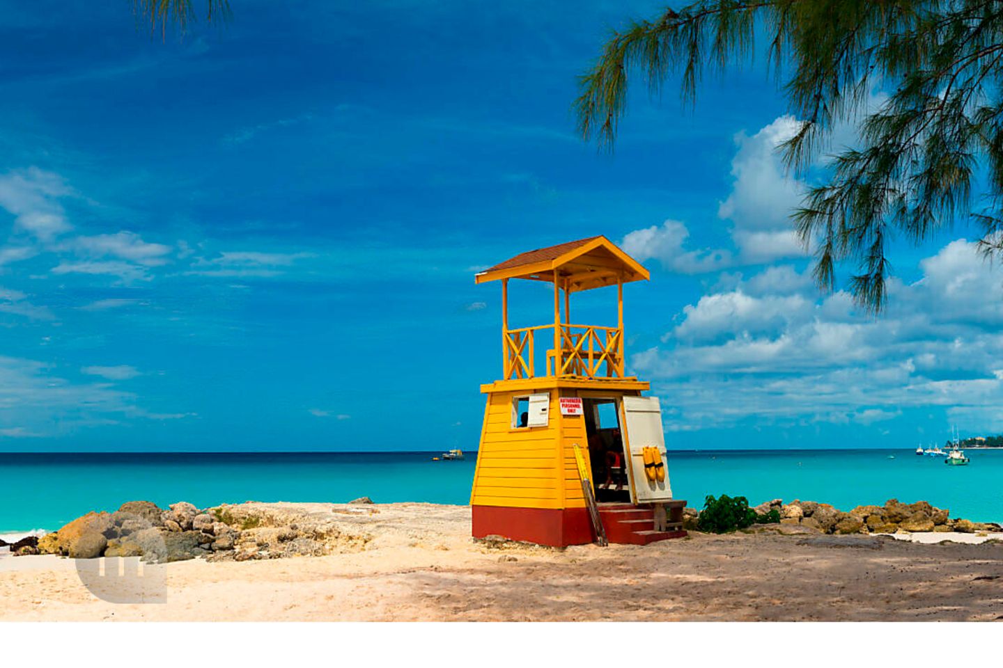 Barbados, Miami Beach mit Rettungsschwimmer-Häuschen