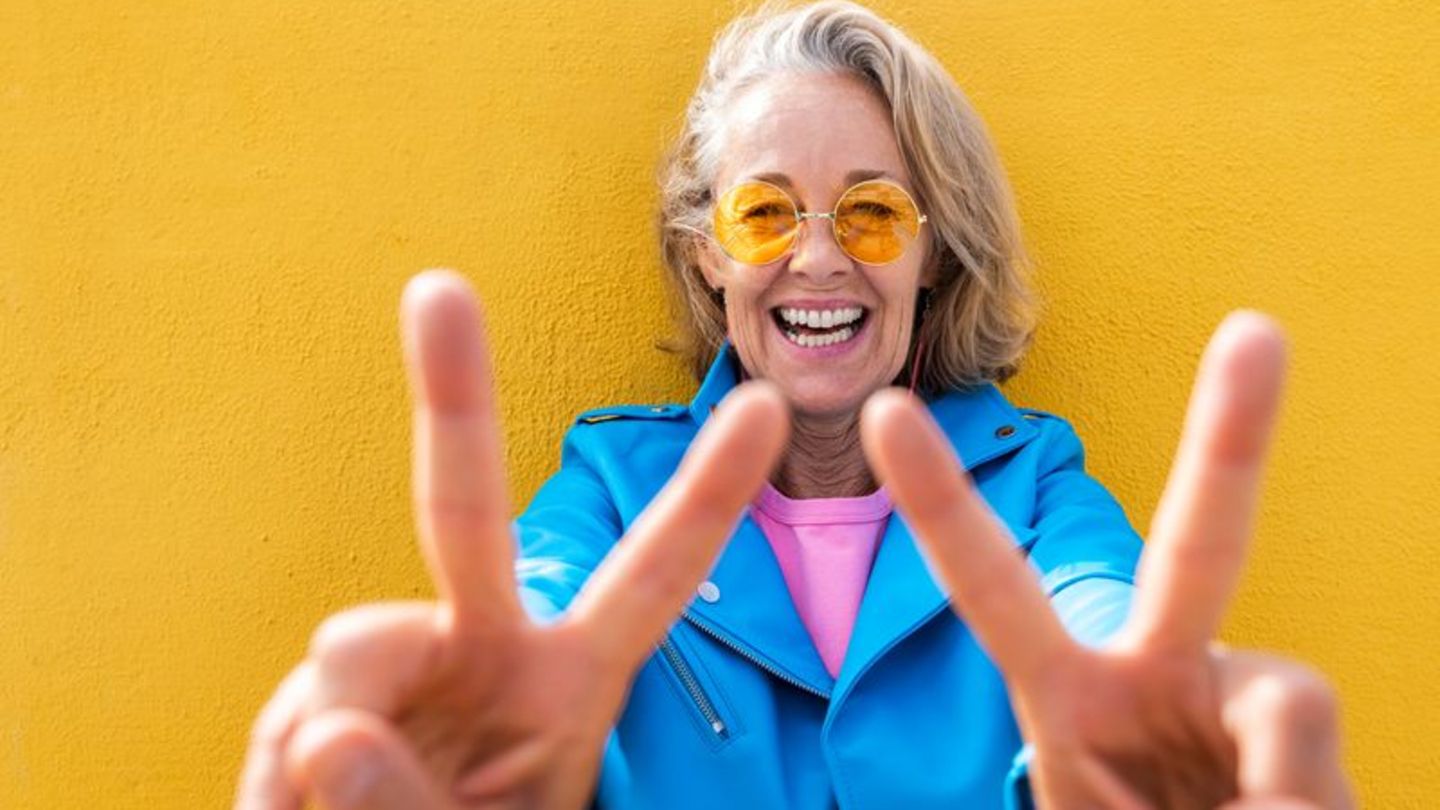 Selbstliebe statt ständiger Selbstkritik: Wer darauf achtet, mit sich selbst gut umzugehen, verspürt mehr Lebensfreude. Foto: On