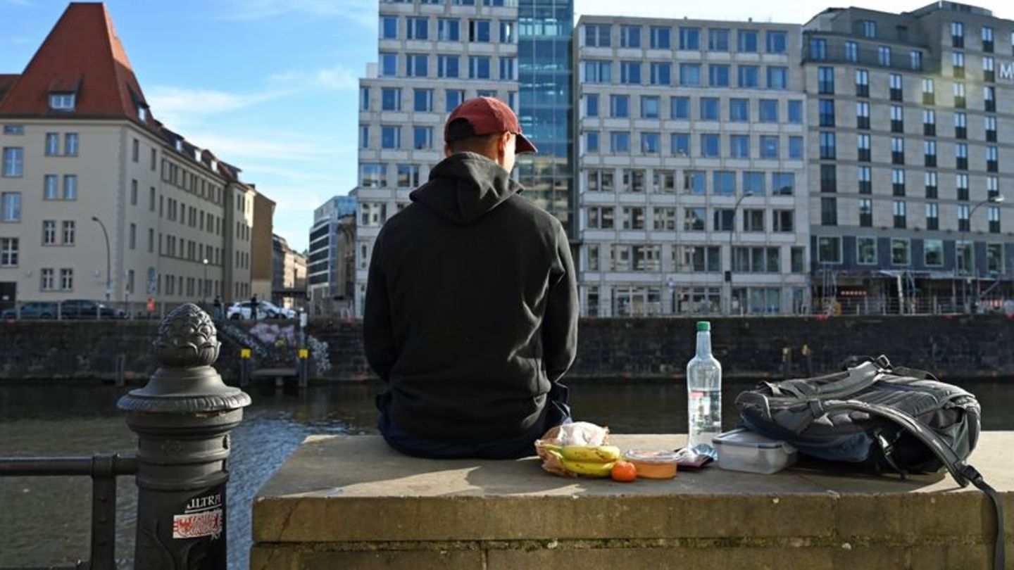 Glück als Nebenprodukt: Wohlbefinden entsteht oft durch kleine Momente wie Spaziergänge, Gespräche oder neue Erfahrungen, ohne Z
