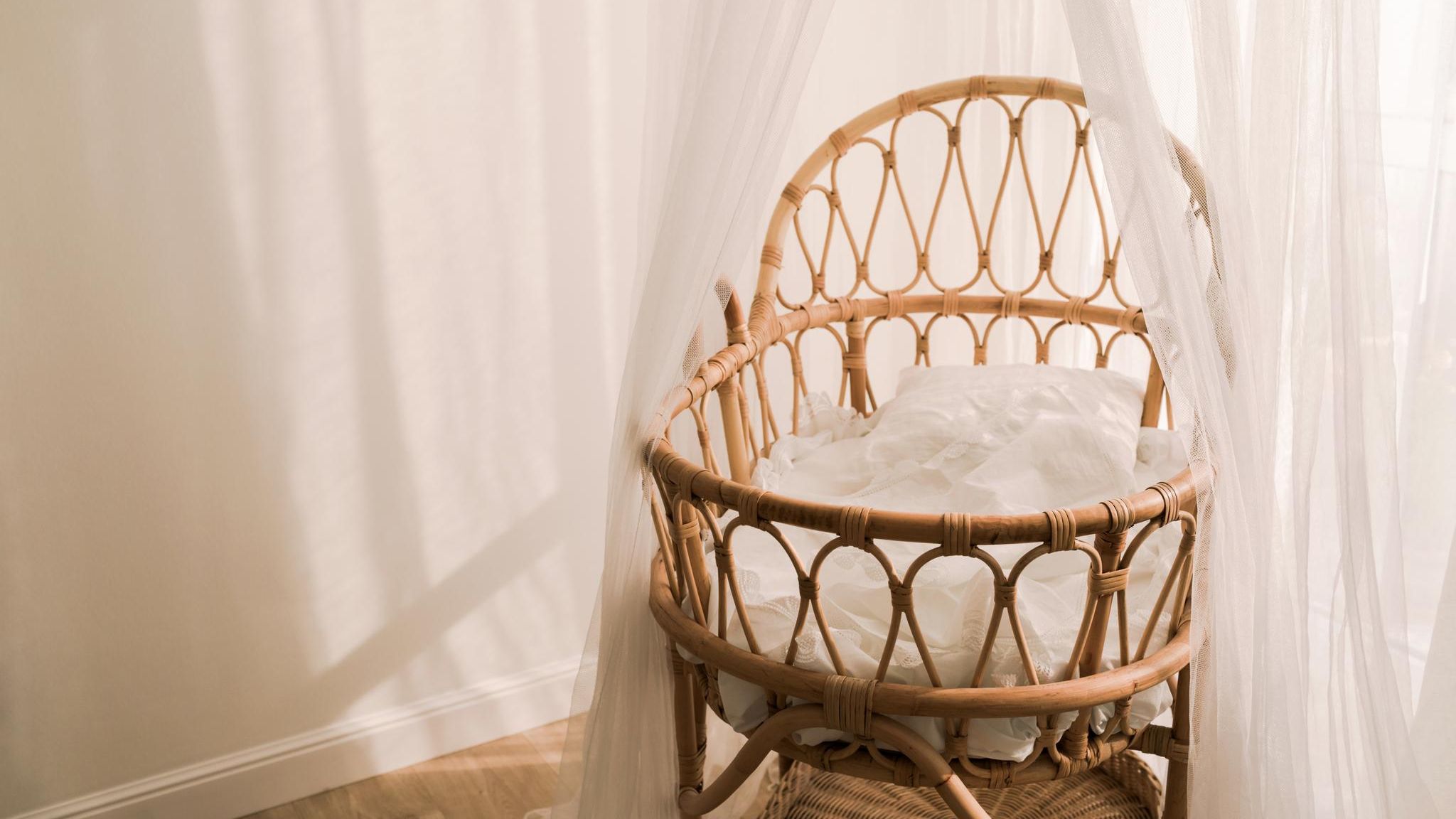 Fehlgeburten sind bis heute ein Tabuthema. Die Sprachlosigkeit erschwert es Betroffenen, Hilfe zu suchen und zu erhalten