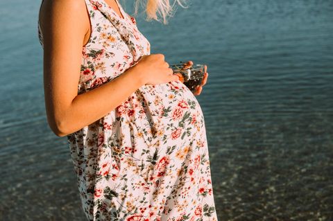 Die richtige Ernährung in der Schwangerschaft ist ein wichtiges Thema. Denn was die Mutter zu sich nimmt, beeinflusst die Entwicklung des Kindes