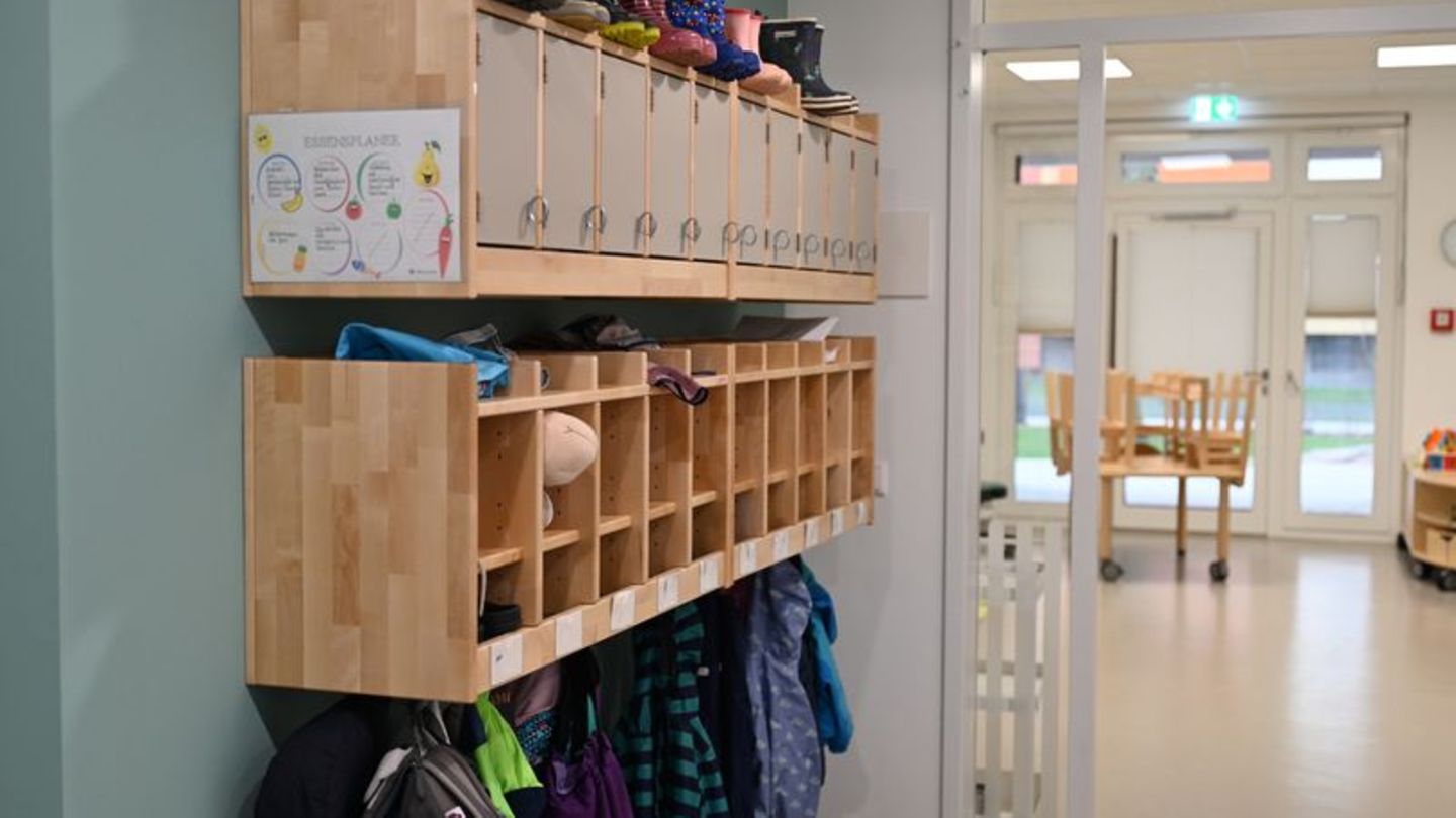 Viele Eltern kennen das: Kaum war der Knirps ein paar Tage in der Kita, ist er schon wieder krank. (Symbolbild) Foto: Maximilian