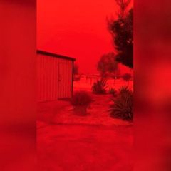 Roter Himmel über Australien