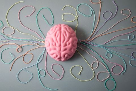 Ob Arm heben oder loslaufen: Das Gehirn steuert unsere Bewegungen. Bei Parkinson funktioniert das allerdings zunehmend schlechte