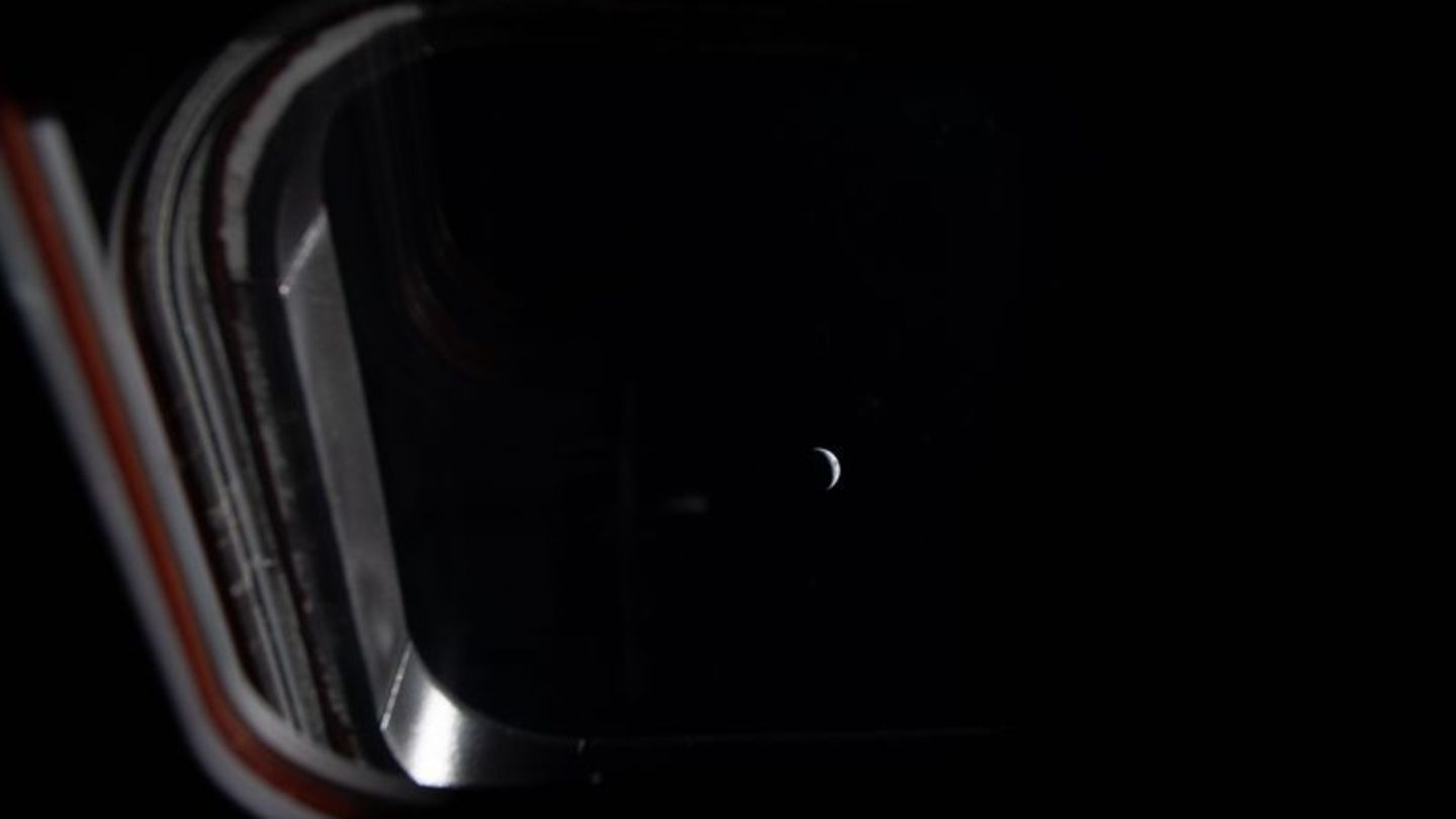 Die "Artemis 2"-Astronauten haben im All Ostern gefeiert. Foto: Uncredited/NASA/AP/dpa