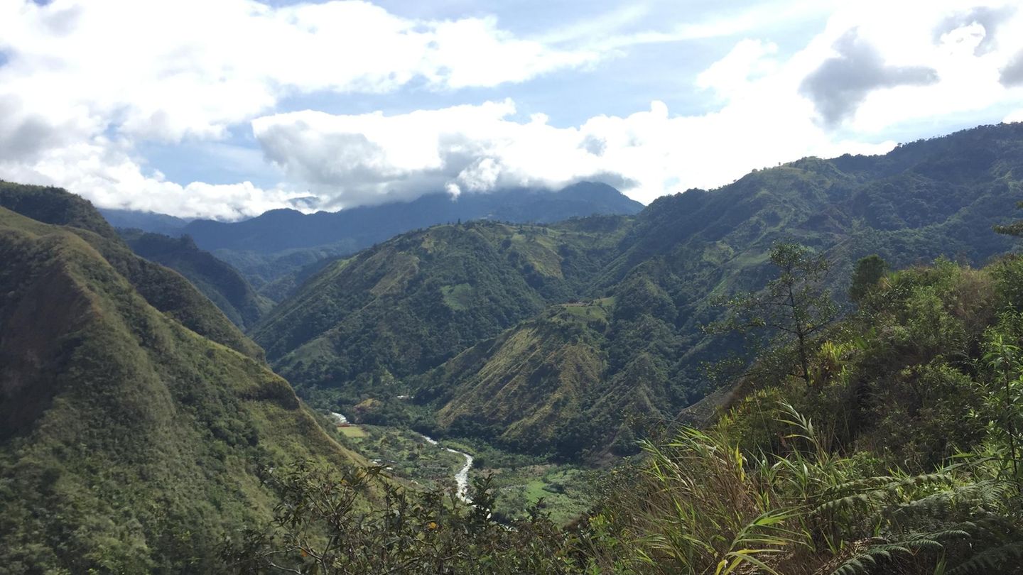 ein tief eingeschnittenes Tal