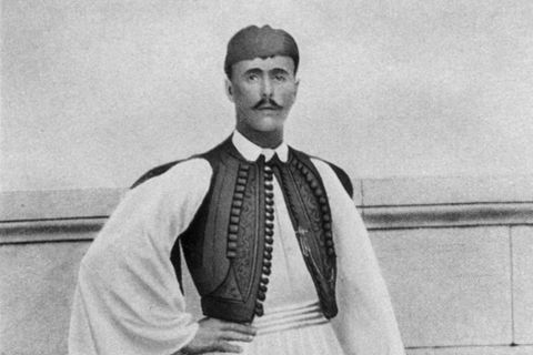 Spyridon Louis in klassischer Tracht