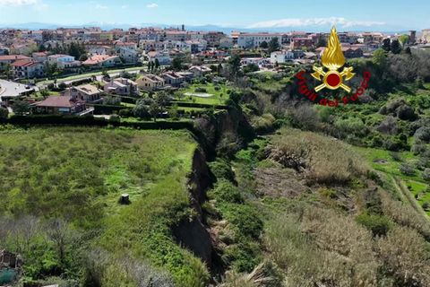 Auswirkungen nach einem Erdrutsch in Petacciato, Süditalien