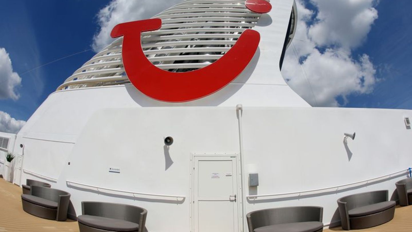 Statt in den Orient wird die "Mein Schiff Flow" zwischen Oktober 2026 und Mai 2027 zu Reisen nach Nord- und Westeuropa ablegen.