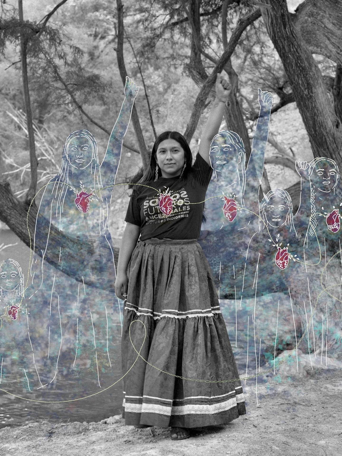 Citlali Fabián erhält den Hauptpreis für ihr Projekt "Bilha, Stories of my Sisters", das Porträts indigener Frauen mit digitalen Illustrationen verbindet. Die bildende Künstlerin aus der Yalalteca-Gemeinschaft in Mexiko wird mit 25.000 US-Dollar ausgezeichnet und gewinnt zudem in der Kategorie "Kreativ". Ihre Serie porträtiert ikonische Frauen aus indigenen Gemeinschaften Oaxacas und deren Engagement in Bereichen wie Recht, Linguistik, Kunst oder Ökologie – als starke Vorbilder für junge Mädchen.     Gesamtsiegerin und Fotografin des Jahres