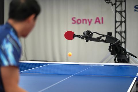 KI gegen Mensch: Spiel, Satz, Maschinen-Sieg? So gut ist Tischtennis-Roboter "Ace" wirklich