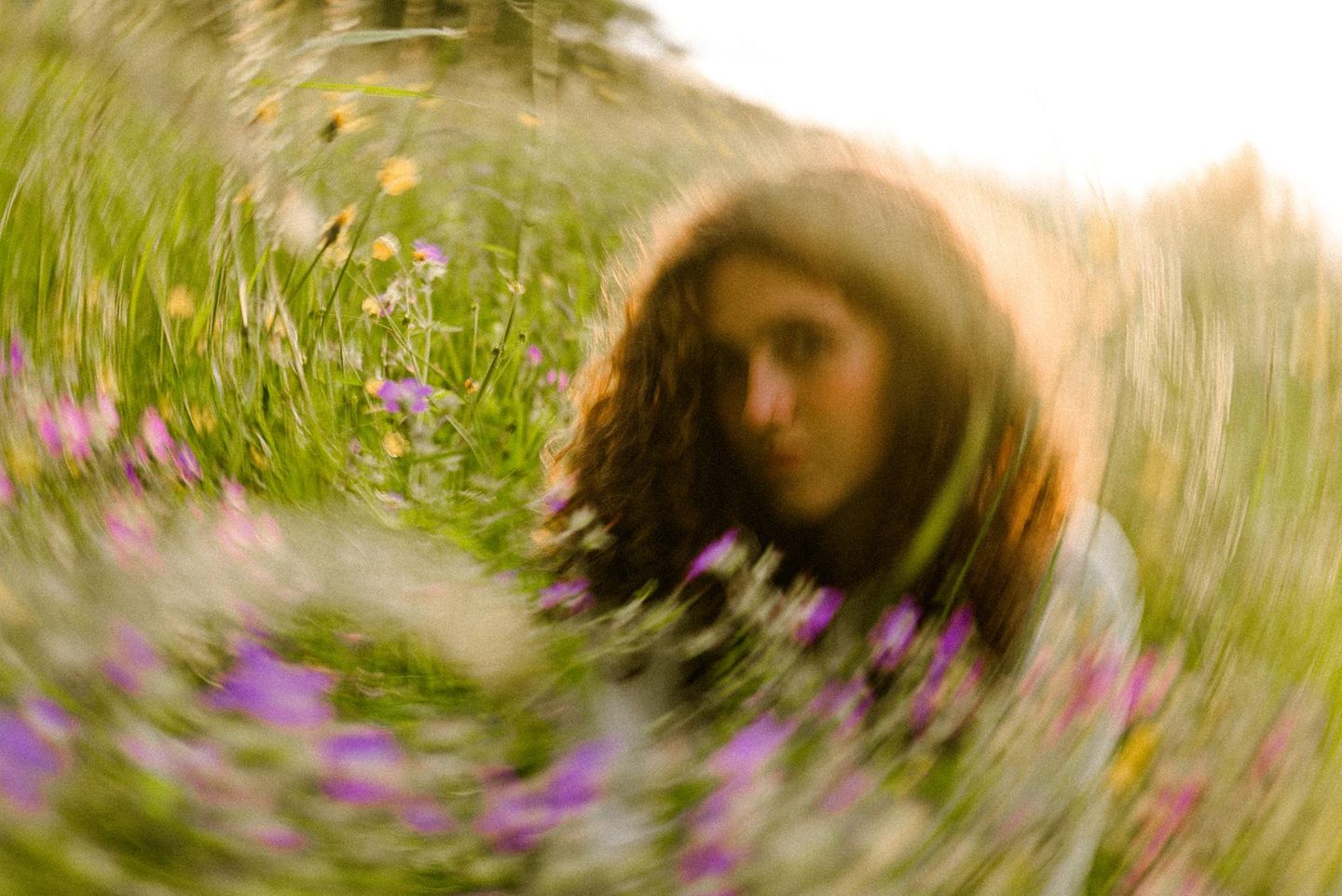 Aktiv werden, damit die Stimmung besser wird: Auch wenn das mit einer Depression nicht immer einfach ist - Bewegung an der frischen Luft kann Betroffenen helfen