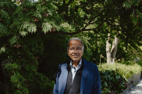 16.05.2022             Engl.: Mojib Latif, meteorologist, oceanographer, climatologist, university lecturer portrait