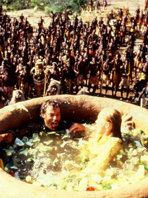 Freuds Thesen vom triebgesteuerten, menschenfressenden Wilden prägen unser Denken bis heute, denn die rassistischen und unhaltbaren Stereotype lebten auch in Filmen fort, wie hier in "Quatermain" von 1985