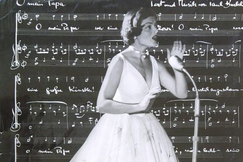 Lys Assia ´s Auftritt beim Eurovision contest in Lugano 1956