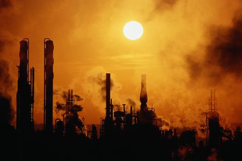 Manches, was aus den Schloten von Fabriken aufsteigt, gefährdet unsere Gesundheit, doch mindert es zugleich die Wirkung des Klimawandels 