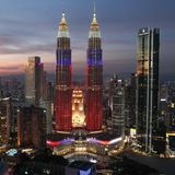Die Petronas Towers im Abendlicht