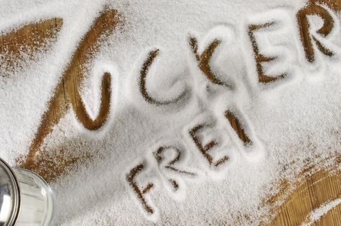 Schriftzug "Zuckerfrei" in Zucker